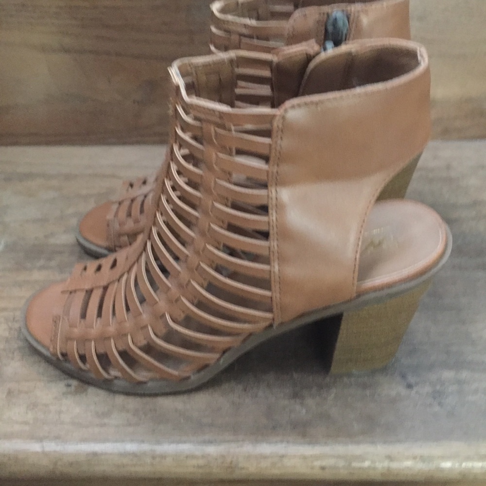 Mossimo gladiator sandals - Picture 3 of 3